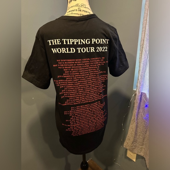 Official Tears for Fears 2022 Ladies Tee Shirt 🎶🎤🎵 - Picture 2 of 4